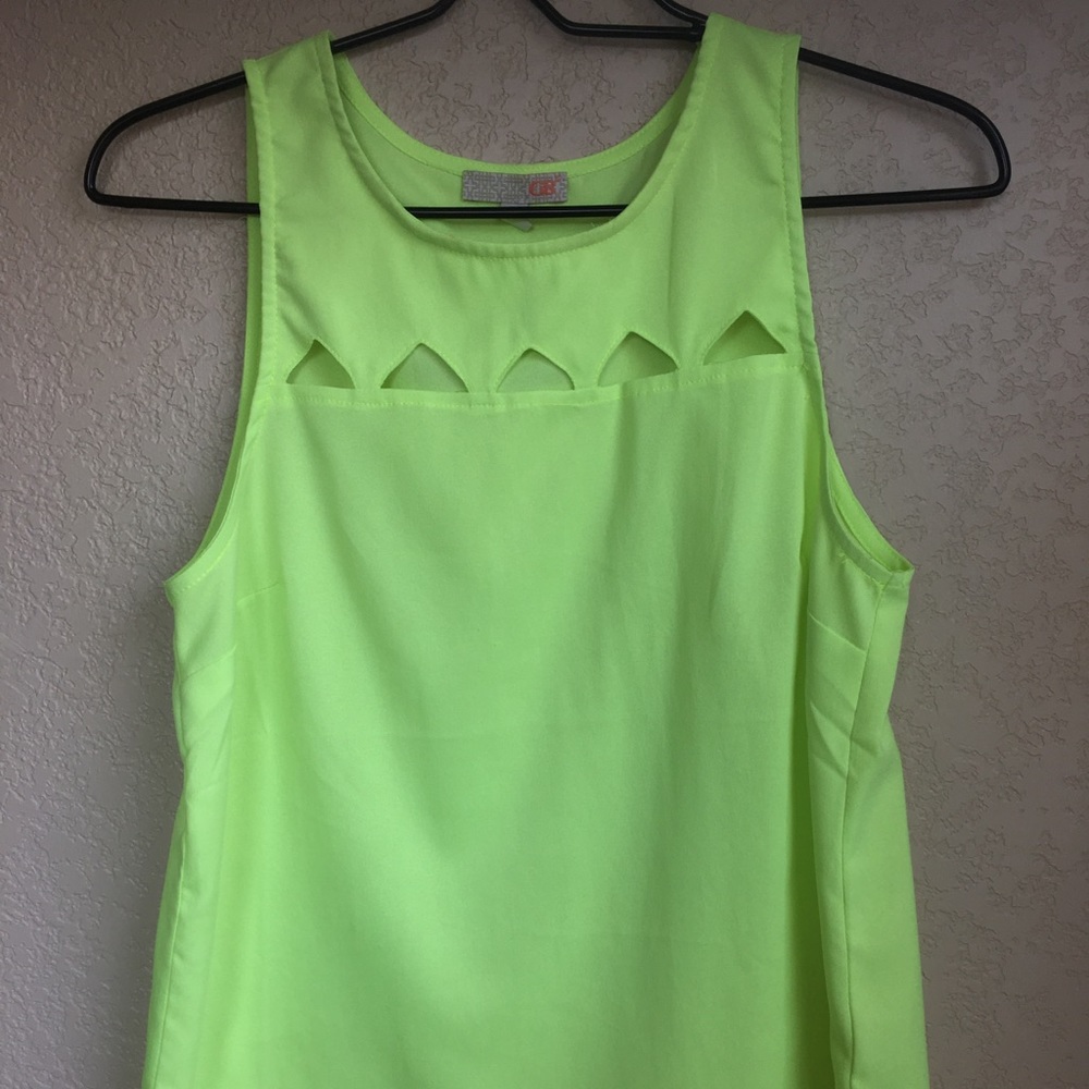 GB neon yellow sleeveless blouse